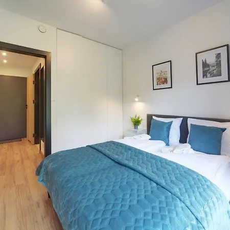 Apartment Invest Centrum Park 1 *